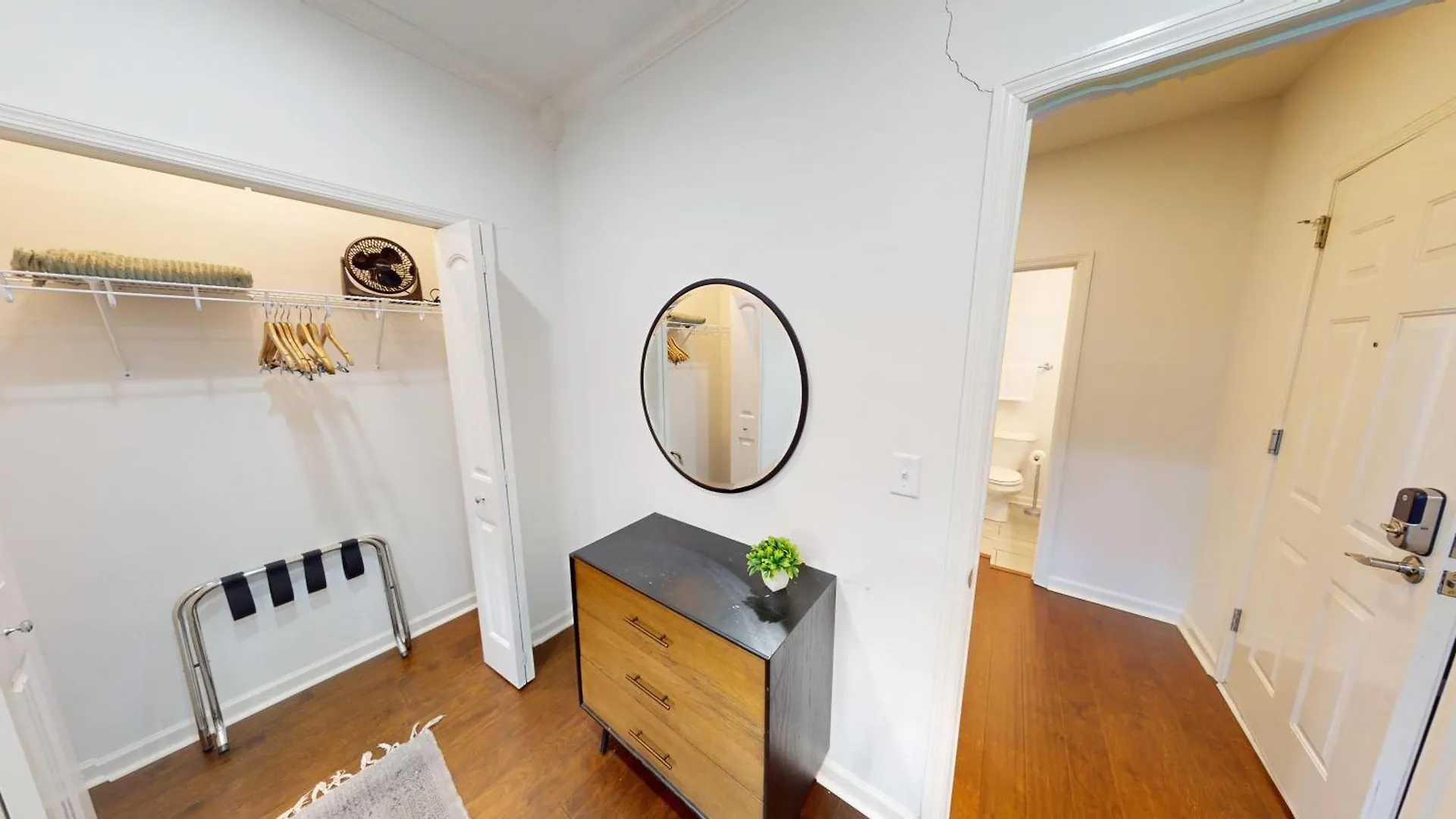 Nashville West End Getaway Apartment