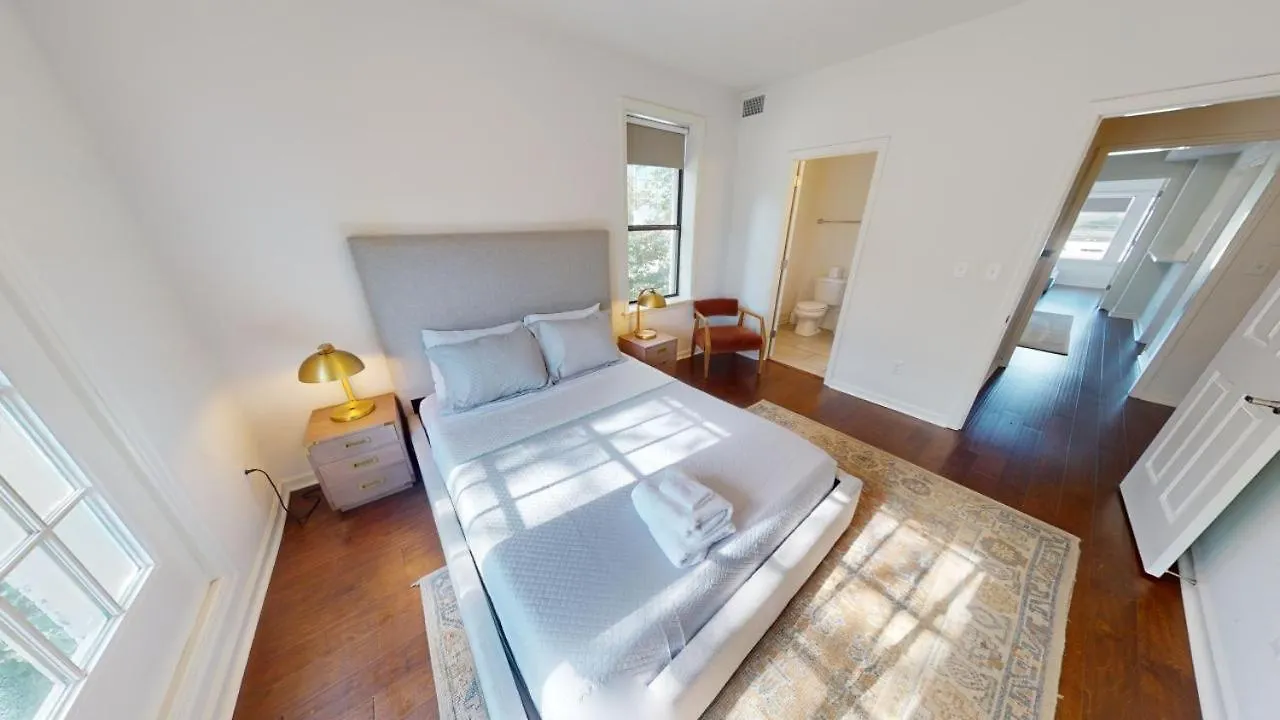 Nashville West End Getaway Apartment